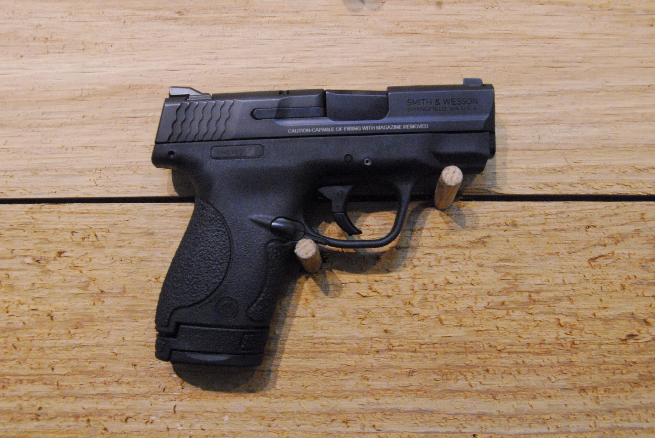 Smith & Wesson M&P9 Shield 9mm - ADELBRIDGE & CO