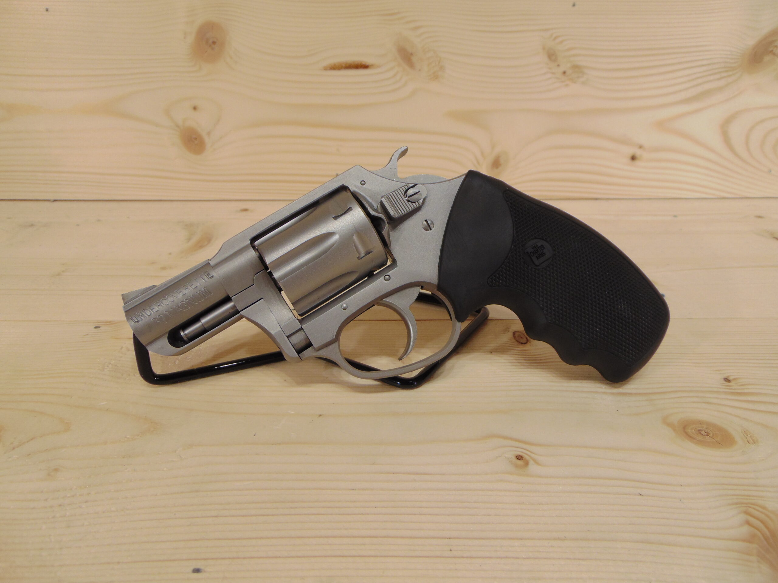 Charter Arms Undercoverette .32H&R ADELBRIDGE & CO