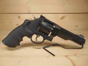 Smith & Wesson 327 .357 Mag
