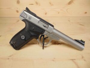 Smith & Wesson SW22 Victory .22