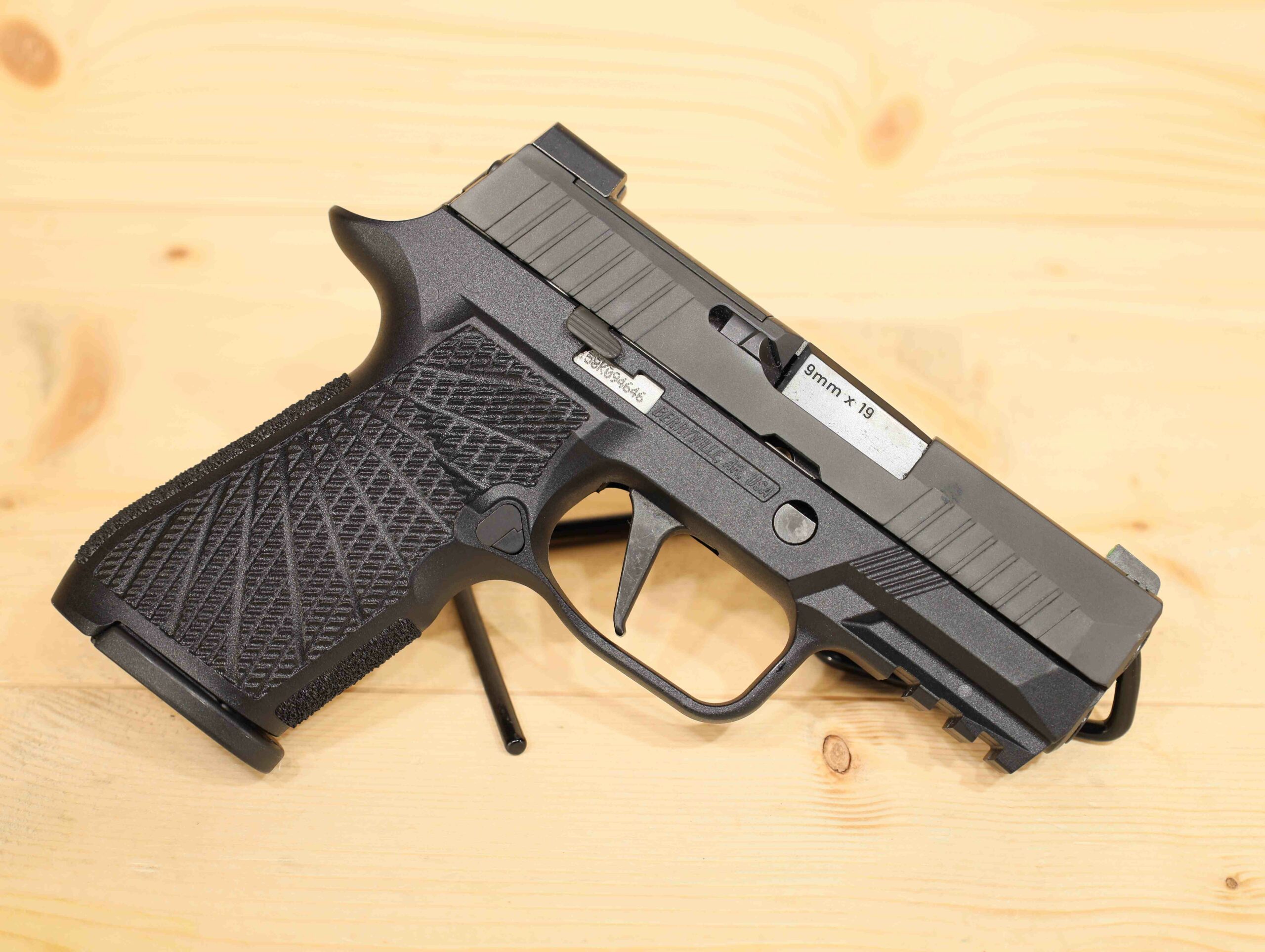 Sig Sauer P320C 9mm - ADELBRIDGE & CO