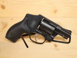 Smith & Wesson M442-1 .38