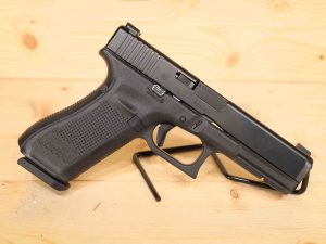 Glock 17 Gen 5 NS (LE Trade) 9mm