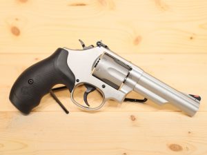 Smith & Wesson 66-8 .357