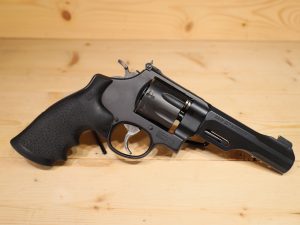 Smith & Wesson 327 .357