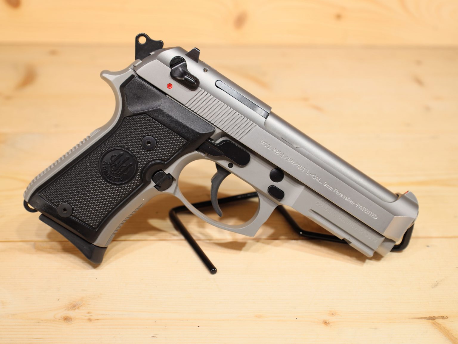 Beretta 92fs Compact L 9mm - Adelbridge & Co