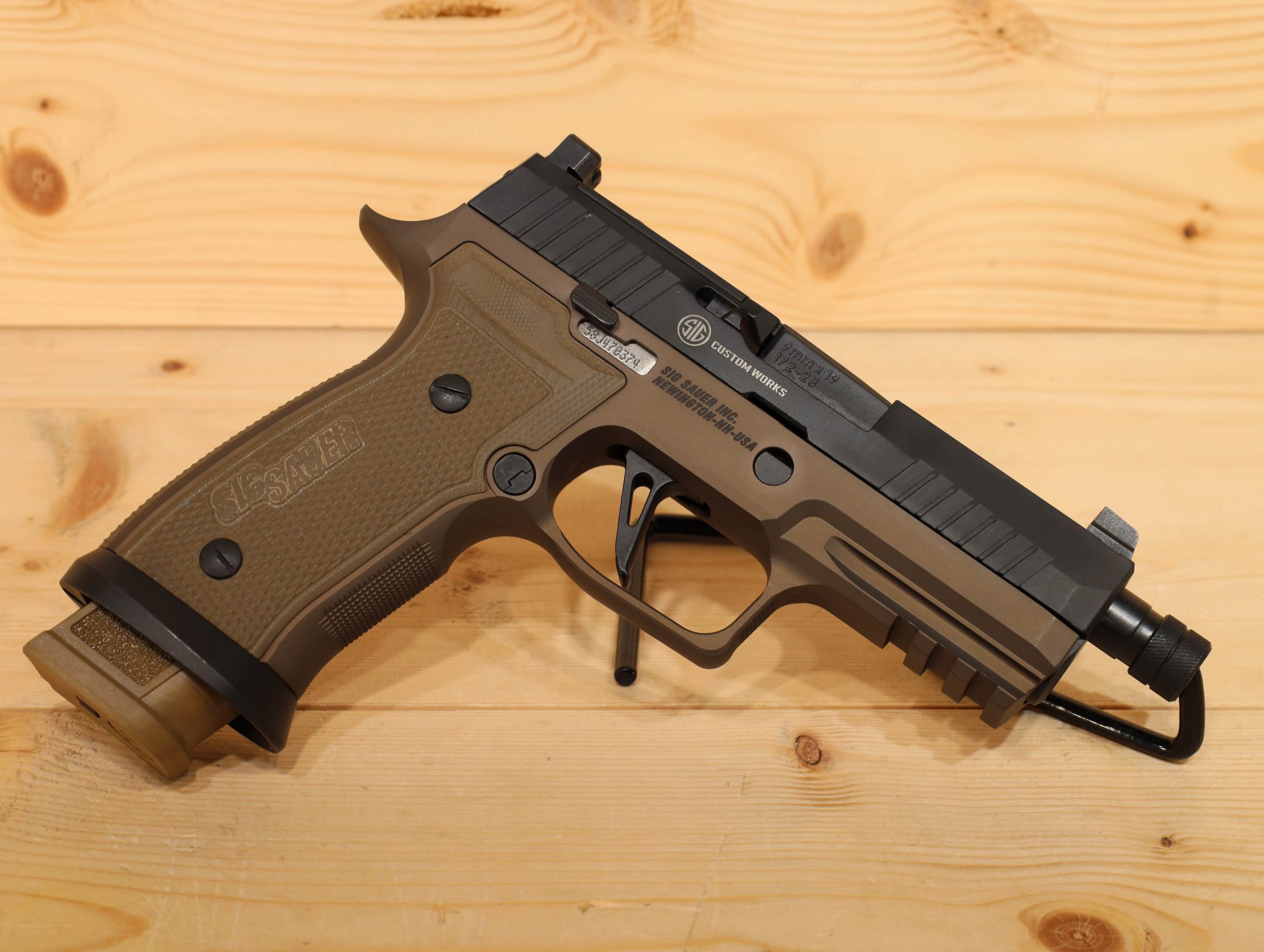 Sig Sauer 320 AXG 9mm - ADELBRIDGE & CO