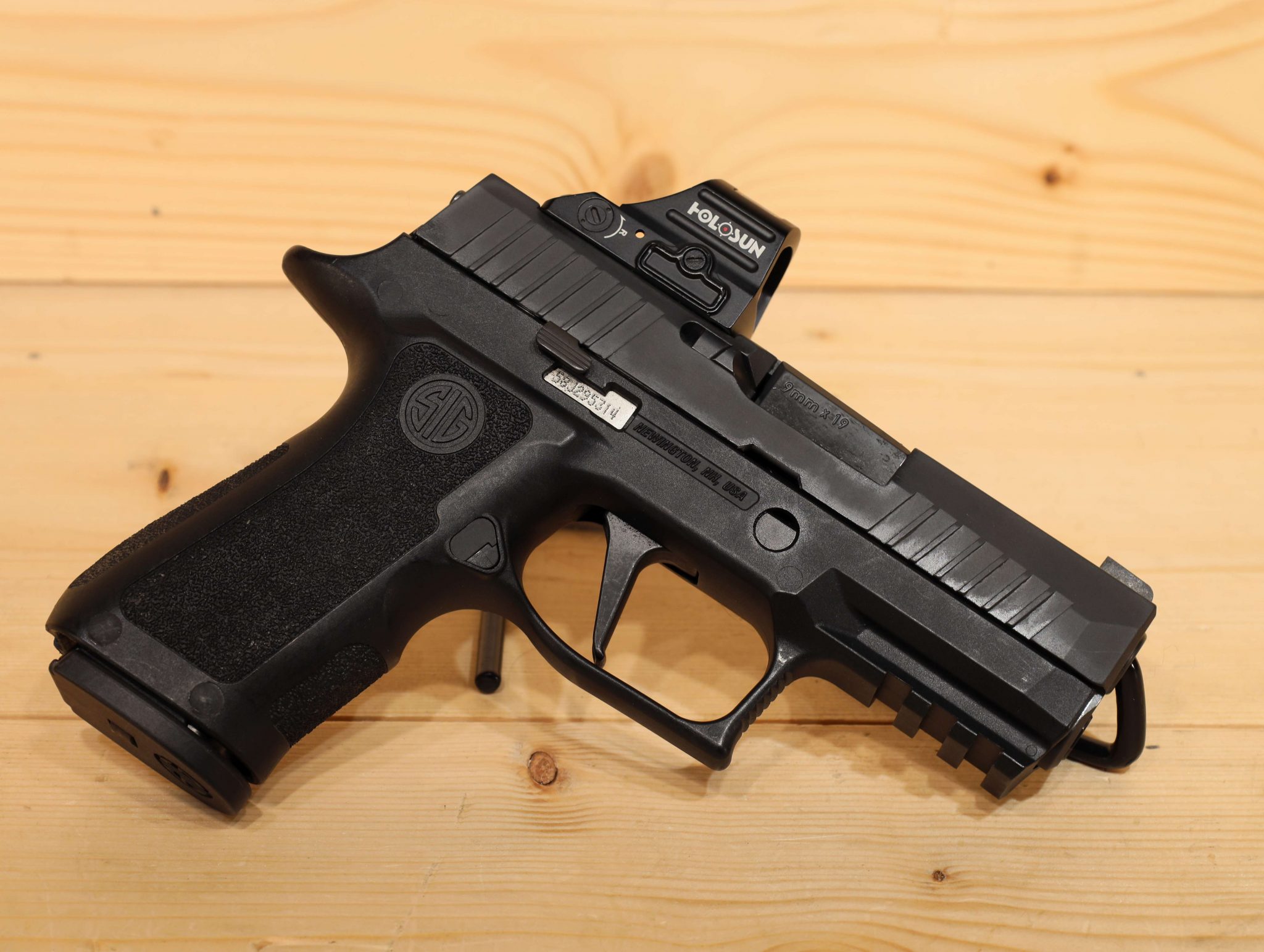 Sig Sauer P320C 9mm - ADELBRIDGE & CO