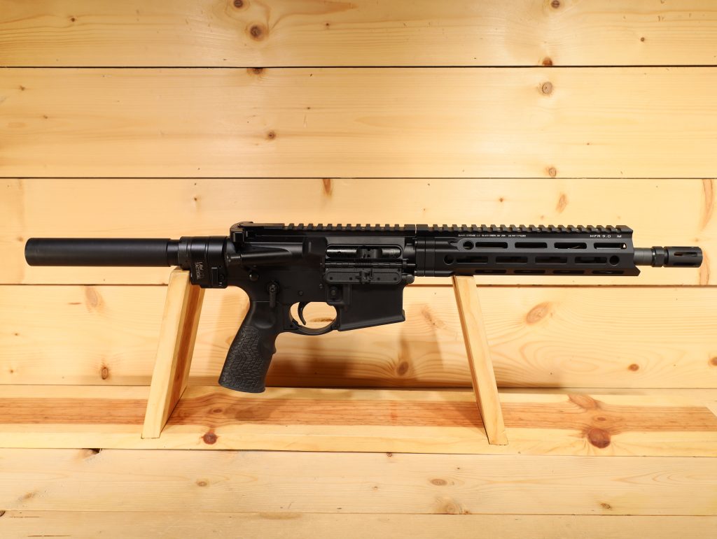 Daniel Defense M4V7 LAW Tactical 5.56mm * - Adelbridge & Co. Gun Store