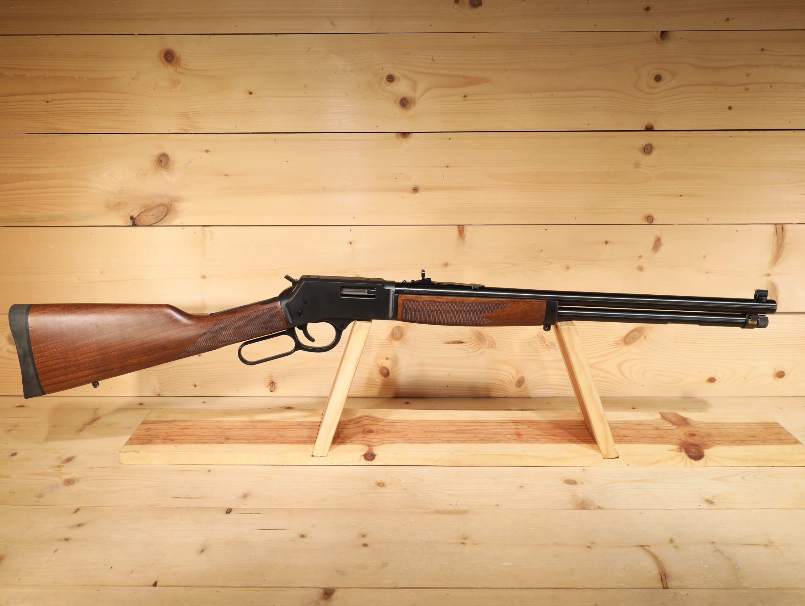 henry repeating rifle