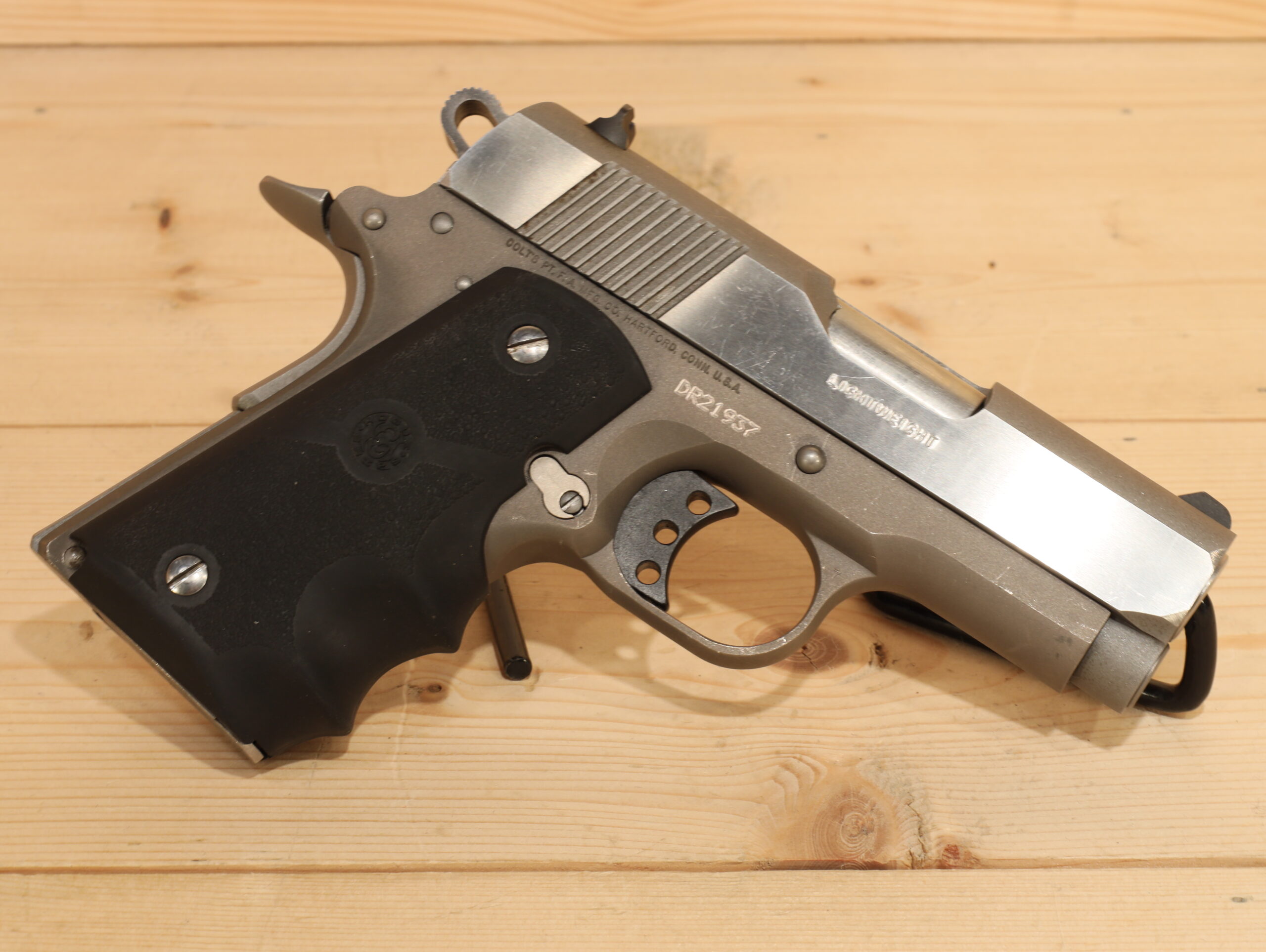 Colt Defender 45 Acp