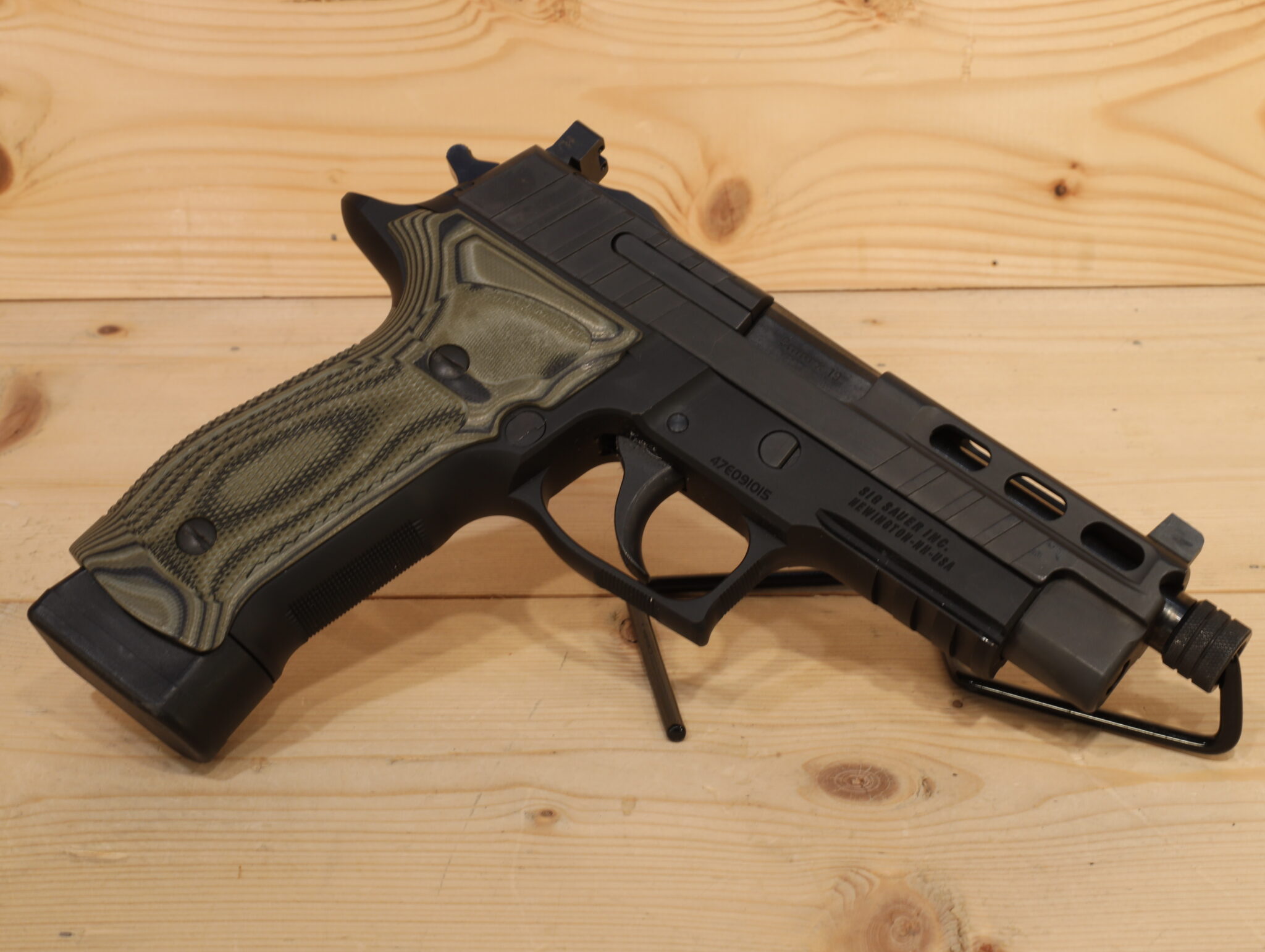 SIG SAUER P226 9x19mm [CLEARANCE] - Adelbridge & Co. Gun Store