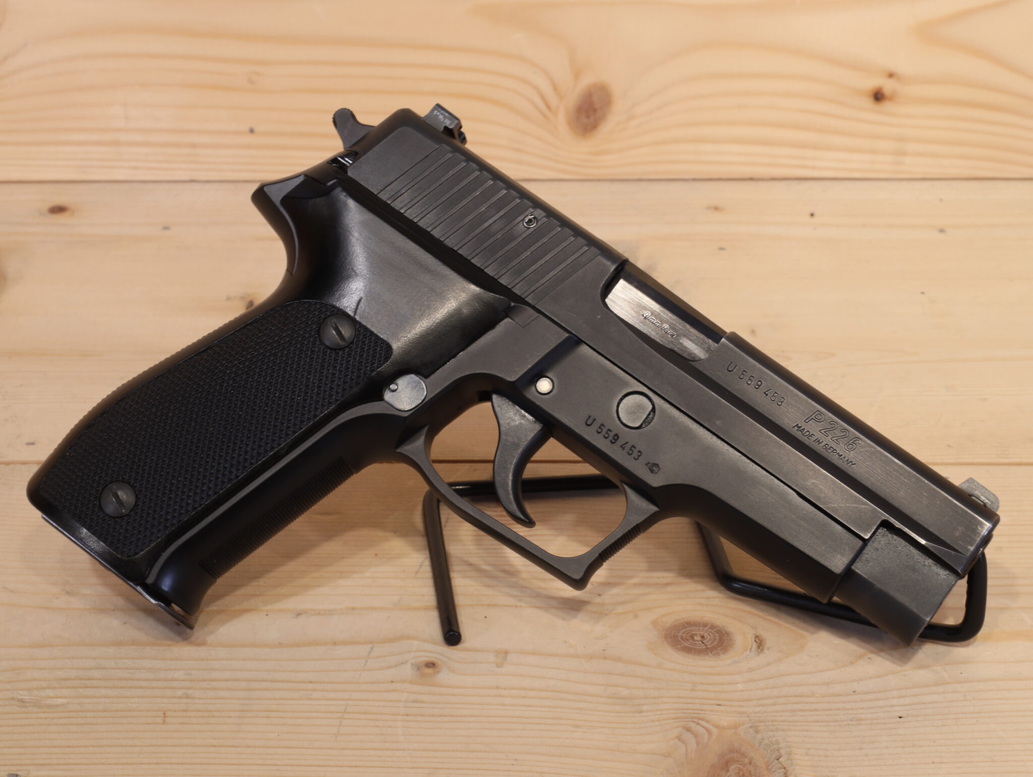 SIG SAUER P226 9x19mm [CLEARANCE] - Adelbridge & Co. Gun Store