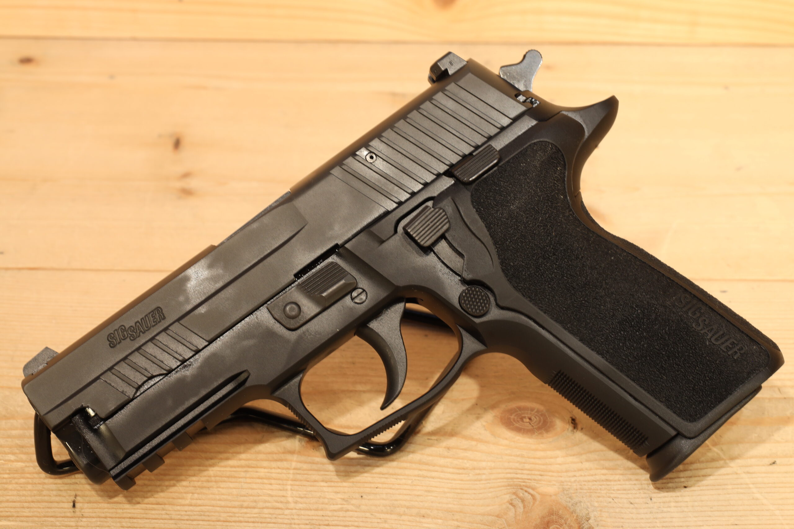 Sig Sauer 229 Elite 9x19mm - Adelbridge & Co