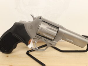 TAURUS 942 22MAG