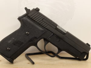SIG SAUER M11-A1 9x19mm