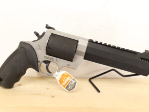 TAURUS Raging Hunter 500S&W