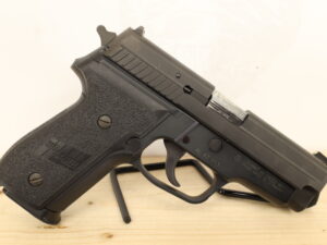 SIG SAUER P229 40 S&W