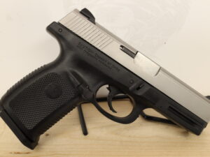 Smith & Wesson - S&W SW40VE 40S&W
