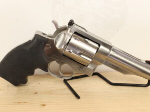 RUGER Redhawk 44 MAGNUM