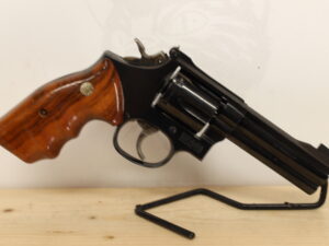 Smith & Wesson - S&W 16-4 32H&R