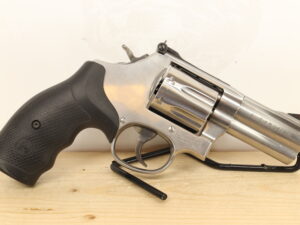 Smith & Wesson - S&W 686 357 MAG