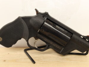 TAURUS The Judge Public Defender .45LC/410GA