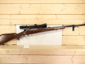 WINCHESTER Model 70  30-06SPRG