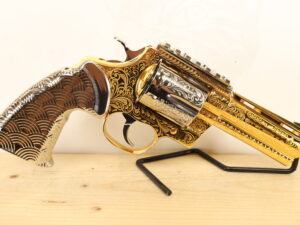 COLT Anaconda 44 MAGNUM