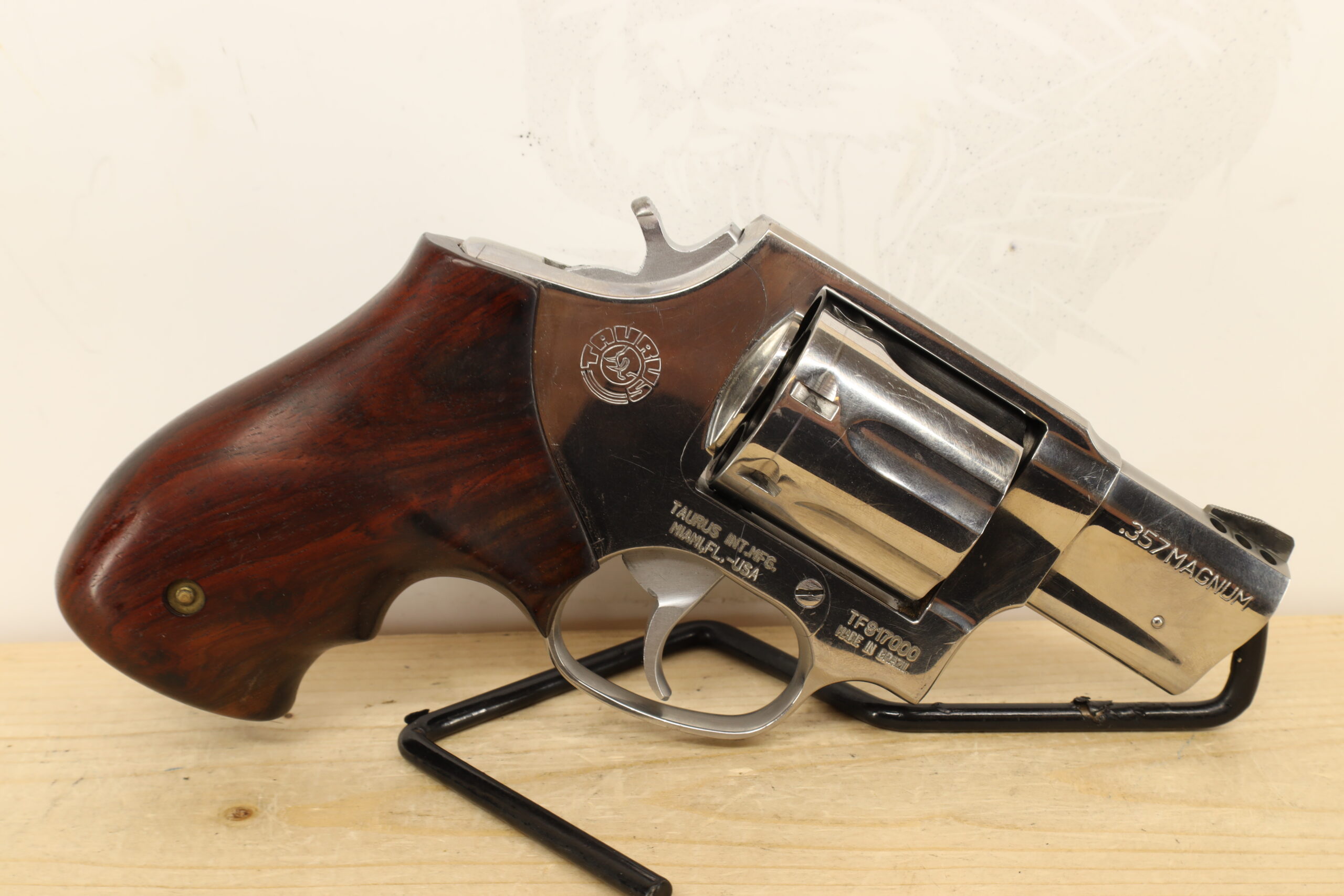 TAURUS 66 357MAG