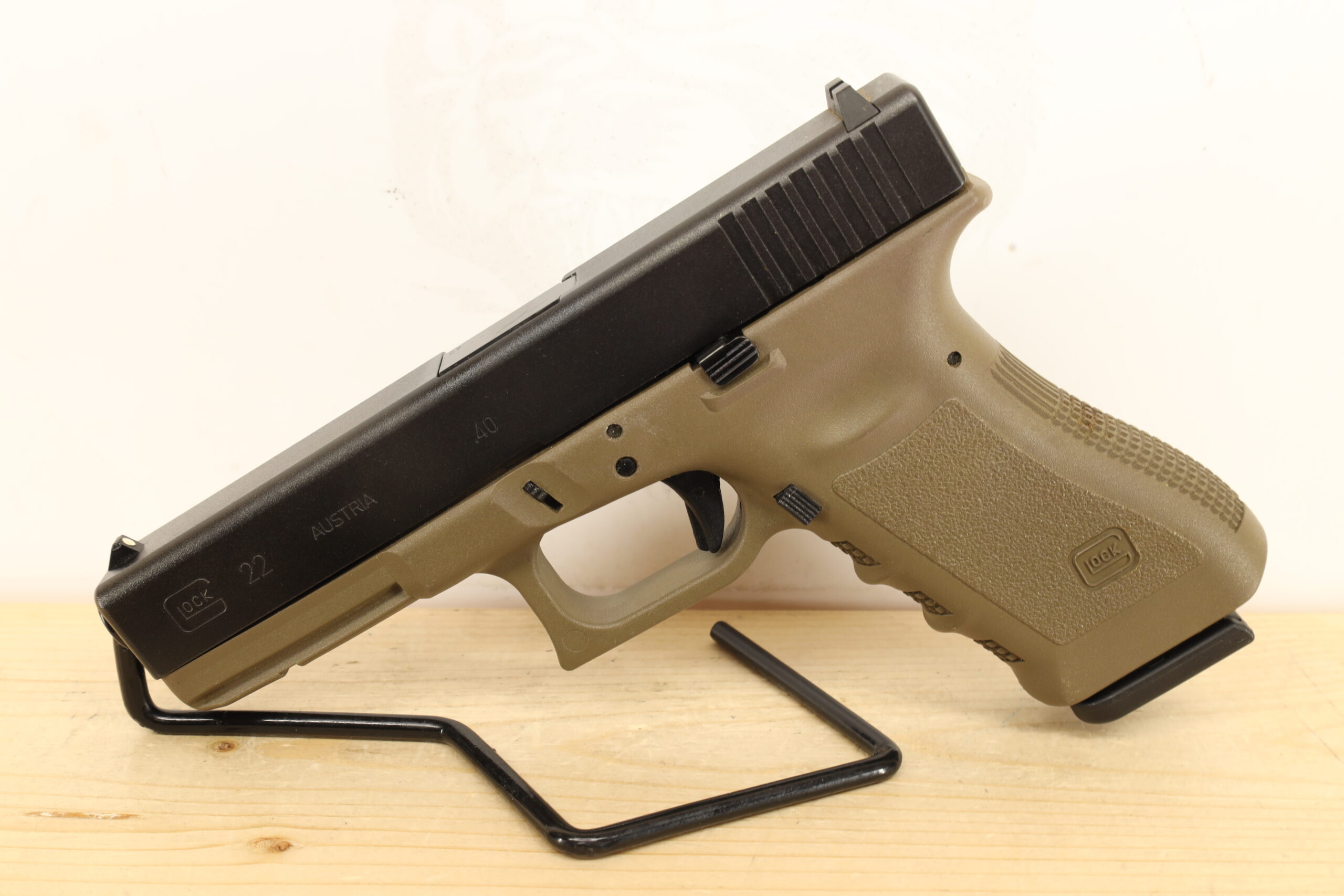 GLOCK 22 40S&W - Image 2