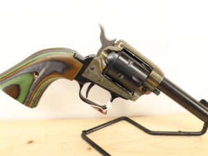 Heritage Manufacturing Barkeep 22 Magnum|22 LR