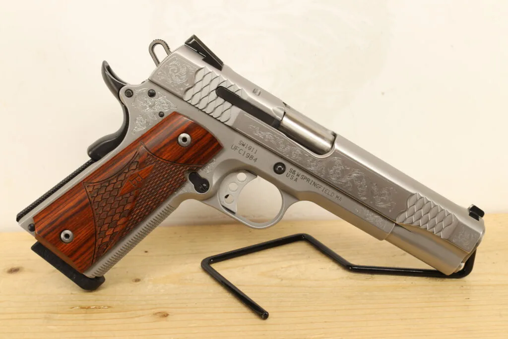 Smith & Wesson - S&W SW1911 45ACP - Adelbridge & Co. Gun Store